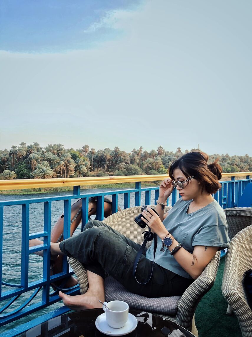 Trà chiều trên tàu