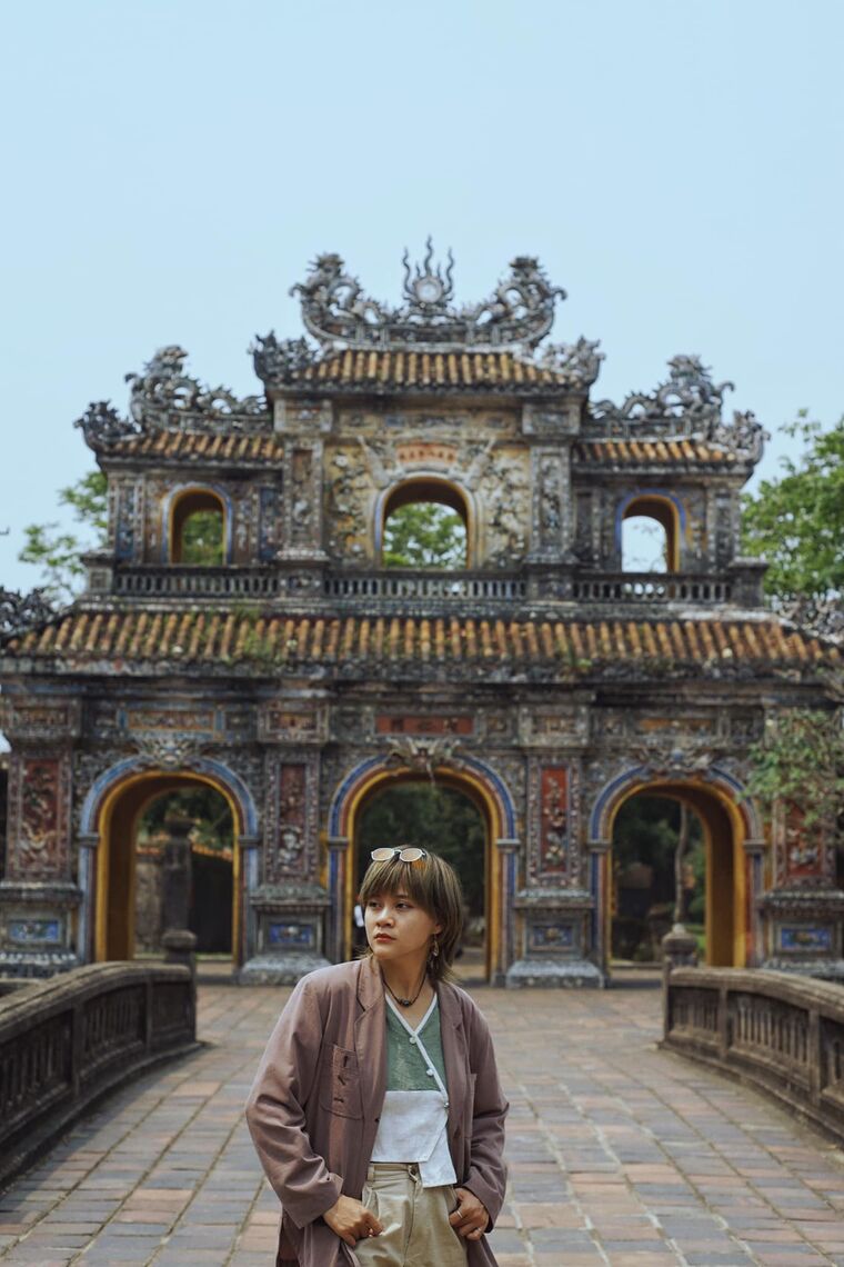 Một cồng vào Đại Nội