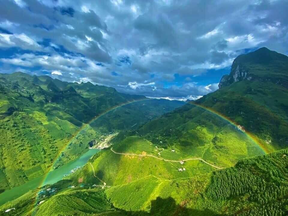 Cung đường đèo (Ảnh: fb. Phạm Bình)