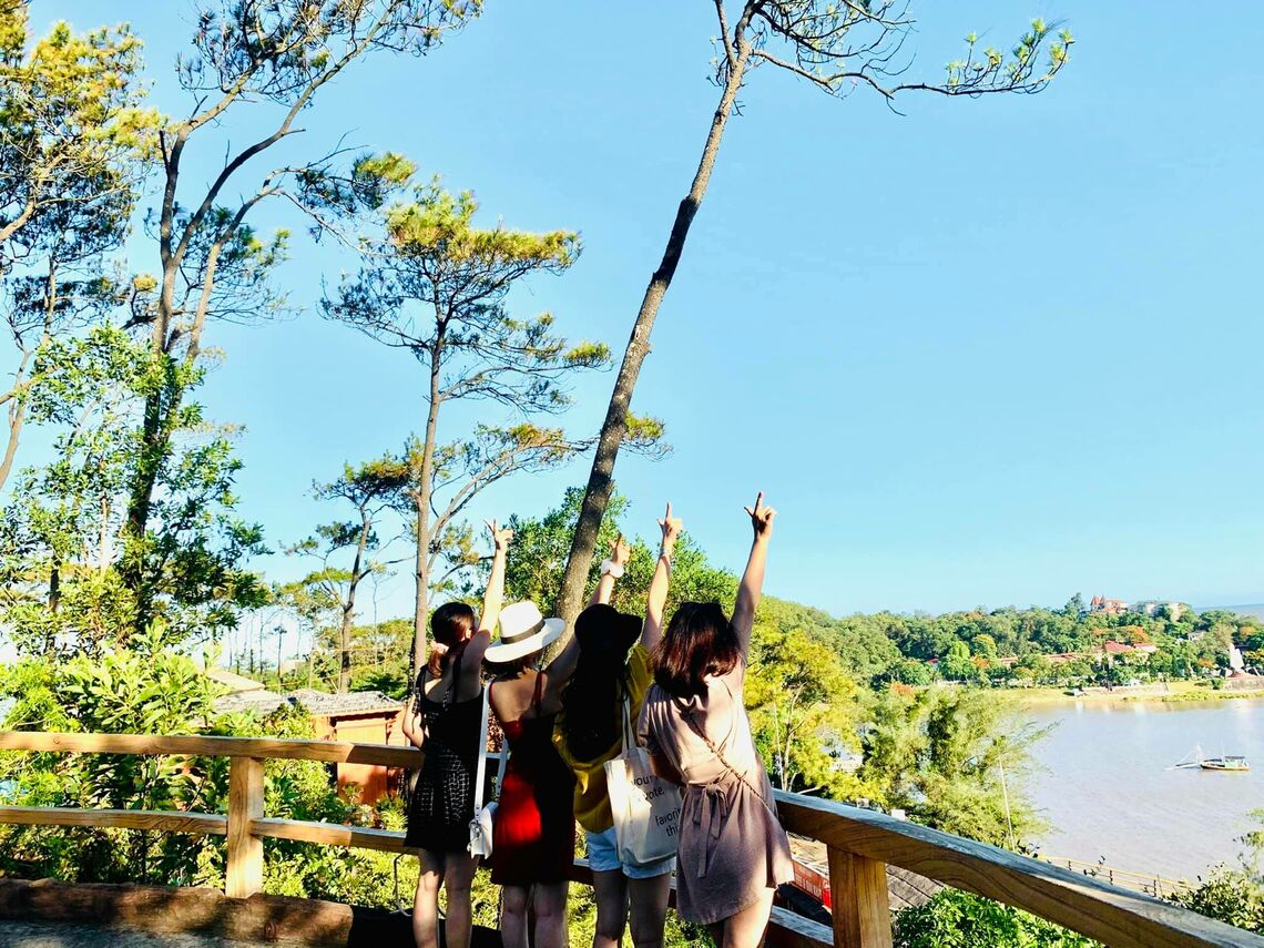 FB. Hòang Hương