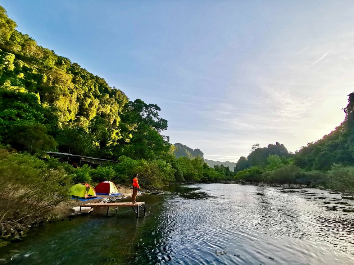 Thác nước trên cung đường trekking (Ảnh: fb, Hang Tú Lan)